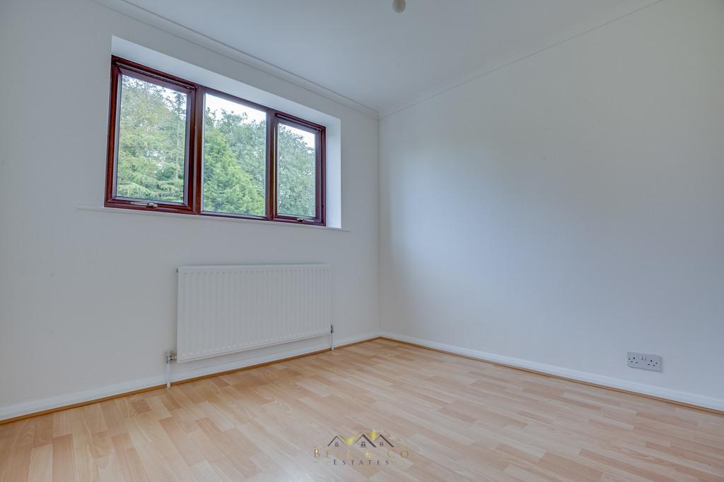 Bedroom 2.1