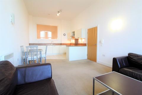 3 bedroom apartment for sale, Silk Mill, Halifax