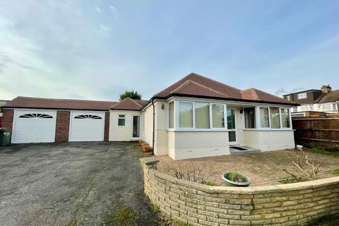 3 bedroom detached bungalow for sale, Connaught Close, Sutton