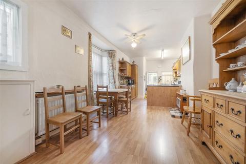 31 Marlow Road, Anerley, London, SE20 7XX