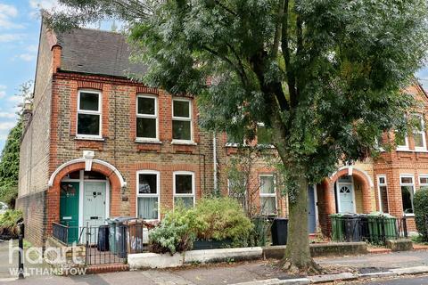 3 bedroom maisonette for sale, Brettenham Road, London