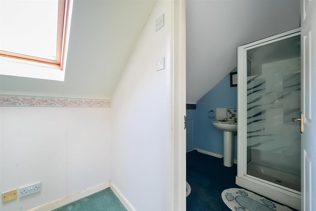 Bedroom 1 En-suite