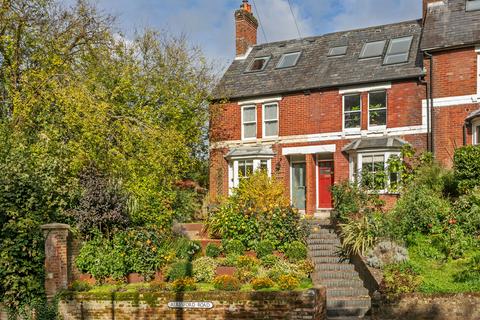 3 bedroom end of terrace house for sale, Alresford Road, Winchester, SO23