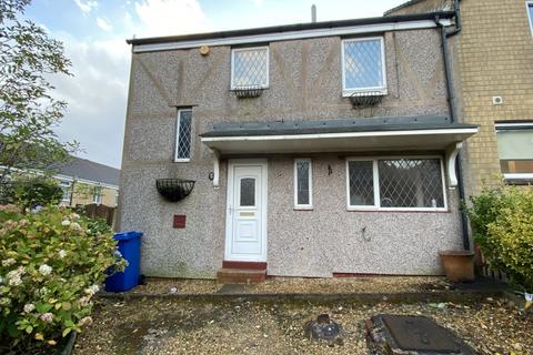 3 bedroom townhouse to rent, Heys Close, Blackburn