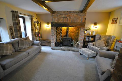 4 bedroom cottage for sale, Westgate, Doncaster DN11