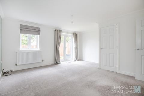 3 bedroom end of terrace house for sale, Exige Way, Wymondham