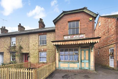 3 bedroom character property for sale, High Street, Waddesdon, Buckinghamshire.