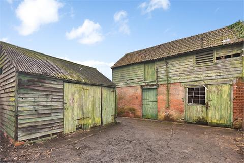 3 bedroom character property for sale, High Street, Waddesdon, Buckinghamshire.