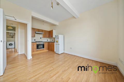 2 bedroom flat to rent, Turnpike Lane, N8