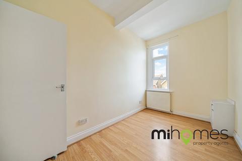 2 bedroom flat to rent, Turnpike Lane, N8