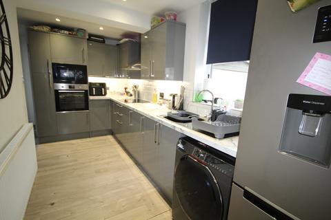 53 Caernarvon Close, Shotton, Deeside, CH5 1AS