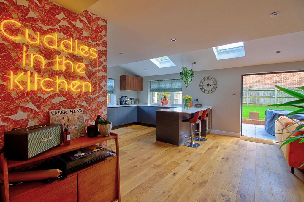 Under floor heating in the kitchen