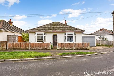 2 bedroom detached bungalow for sale, Calmore Gardens, Totton, Hampshire