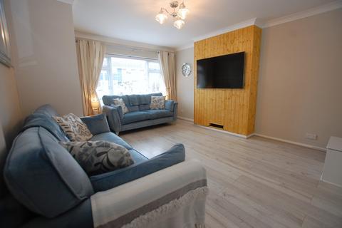 37 Vine Road, Tiptree, Colchester, CO5 0LR