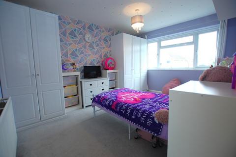 37 Vine Road, Tiptree, Colchester, CO5 0LR