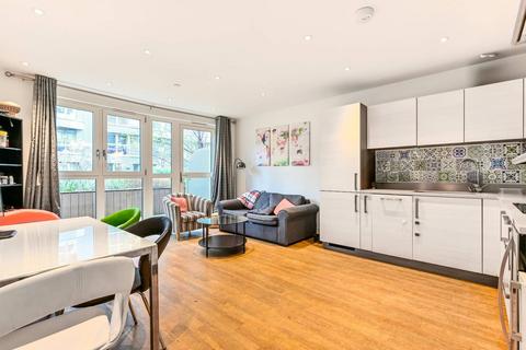 2 bedroom flat for sale, Queensland Road, Highbury, London, N7