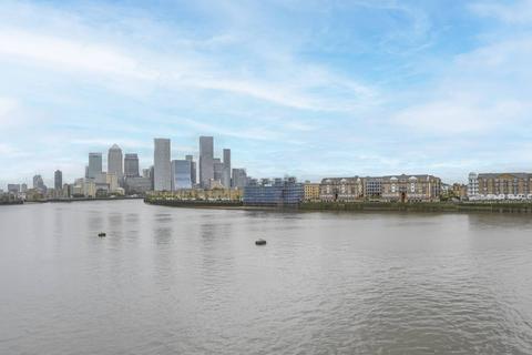 2 bedroom flat for sale, Freetrade Wharf, Wapping, London, E1W