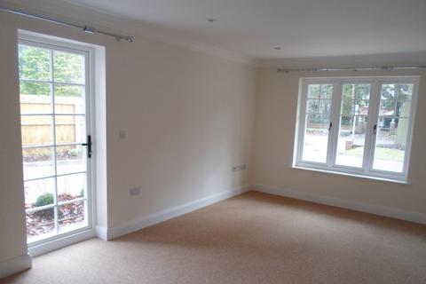 2 bedroom flat to rent, Glenferness Avenue, Bournemouth, Dorset, BH4