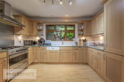 12 Eden Park, Blackburn, BB2 7HJ