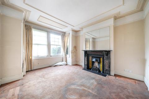 2 bedroom maisonette for sale, Pelham Road, London SW19