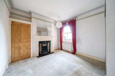 2 bedroom maisonette for sale, Pelham Road, London SW19