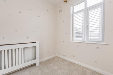 3 bedroom terraced house to rent, Sulivan Road, London