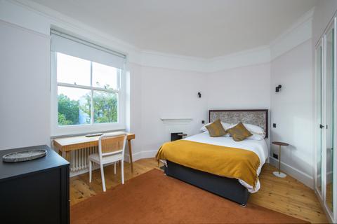 1 bedroom flat for sale, Windsor Court, Moscow Road, Notting Hill, London