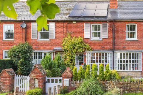 3 bedroom cottage for sale, Dunsfold, Godalming GU8