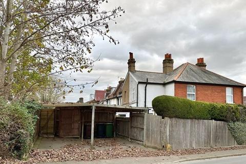 2 bedroom semi-detached house for sale, Beech Road, Epsom