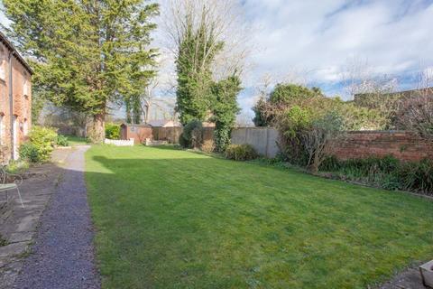 Flat C, Norton House Cheapside, Langport, TA10 9PW
