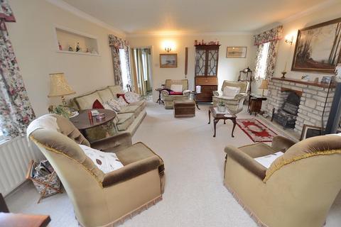 2 bedroom detached house for sale, The Coach House, 89 Tor O Moor Road, Woodhall Spa