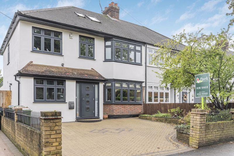 Elmwood Drive, Bexley 5 bed semidetached house for sale £840,000