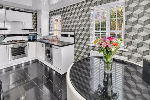 46 Grasmere Drive, Bury, BL9 9GA