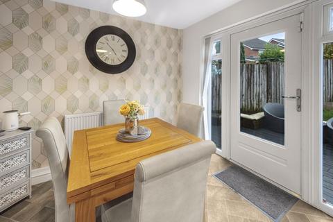 3 bedroom detached house for sale, Weir Road, Milnrow OL16 3UX