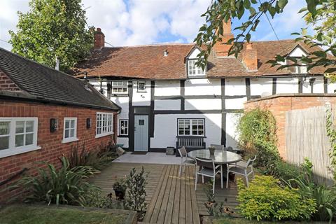 2 Coten End, Warwick, CV34 4NP