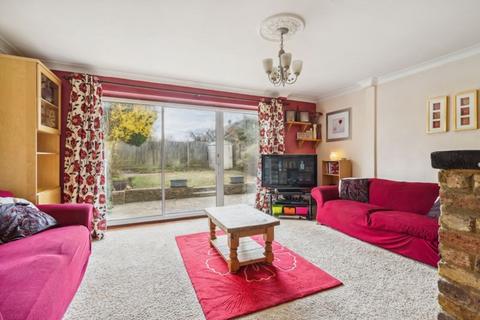 6 Buttermere Avenue, Dunstable, LU6 3PD
