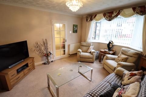 2 bedroom semi-detached house for sale, Oakwood Drive, Bletchley, Milton Keynes