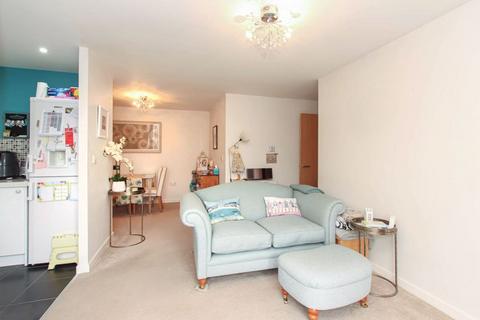 2 bedroom apartment for sale, Gadebury Heights, Hemel Hempstead