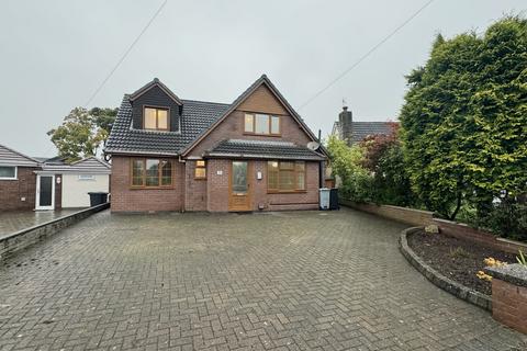 4 bedroom detached house to rent, Meadow Way