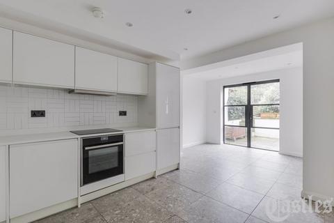 39a Cecilia Road, London, E8 2ER