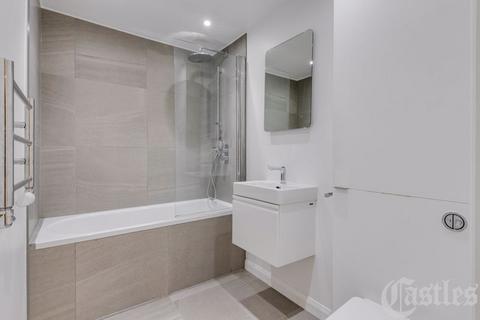 39a Cecilia Road, London, E8 2ER
