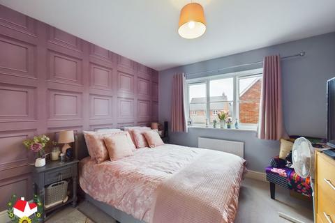 12 Dreadnaught Drive, Gloucester, GL1 5RA