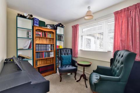 41 Ashfield Road, Chesham, HP5 3DL
