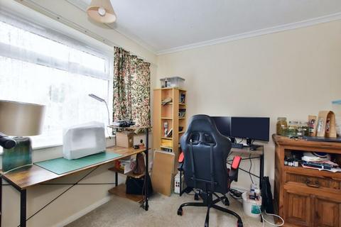 41 Ashfield Road, Chesham, HP5 3DL