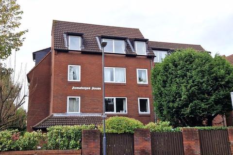 1 bedroom retirement property for sale, Oakdene Close, Hatch End