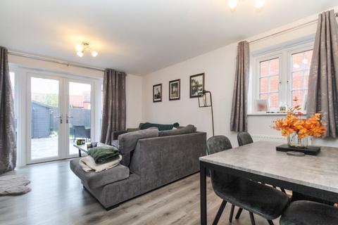 78 Cantley Road, Great Denham, Bedford, MK40 4RX