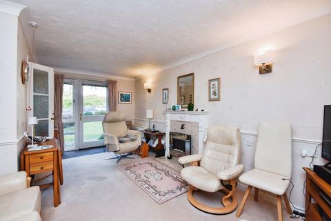 2 bedroom retirement property for sale, Hampsfell Road, Grange-over-Sands LA11