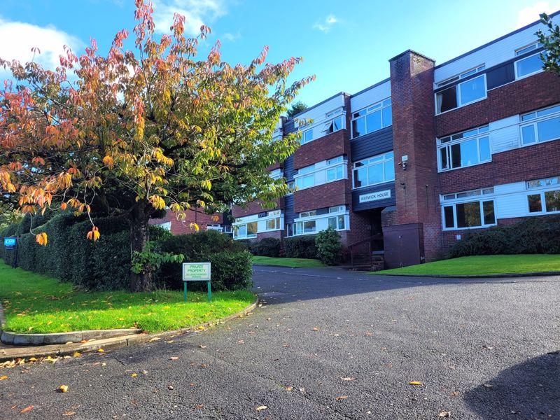 Monmouth Drive, Sutton Coldfield B73 2 bed apartment to rent £1,100