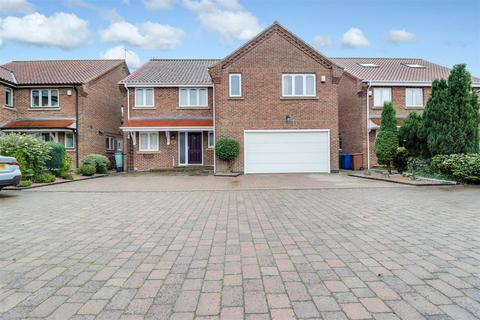 4 bedroom detached house for sale, Main Street, Catwick