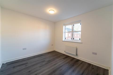 2 bedroom house to rent, 16 Cottrell Way, Birmingham B29